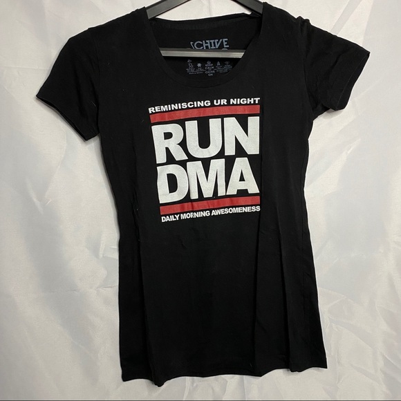 TheCHIVE Run DMA Women’s tee - Picture 1 of 2